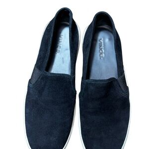 Vince Women's Dark Suede Slip-On Loafers‎